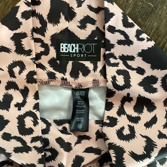 Beach Riot leggings. Pink & black leapord print. Size medium - Picture 3 of 3